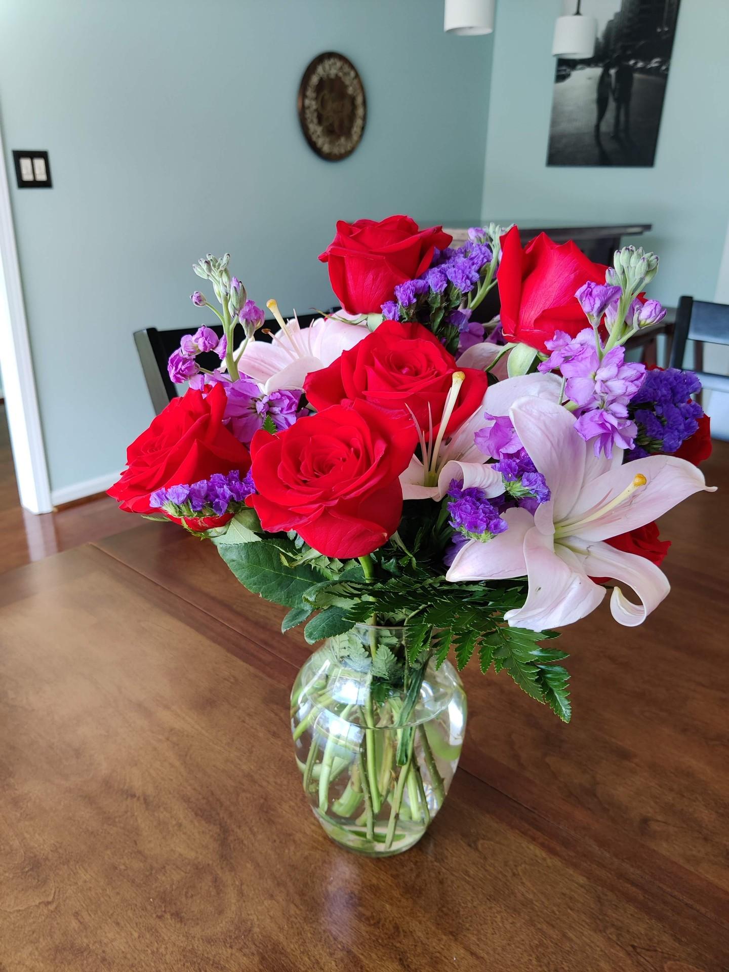 The "Truly Stunning Bouquet" in full display after unpacking, making a wonderful centerpiece.